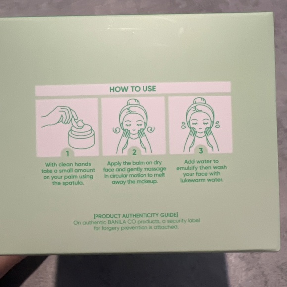 BANILA CO. Clean It Zero - Deep Cleansing 100ml (NIB) - Picture 2 of 4